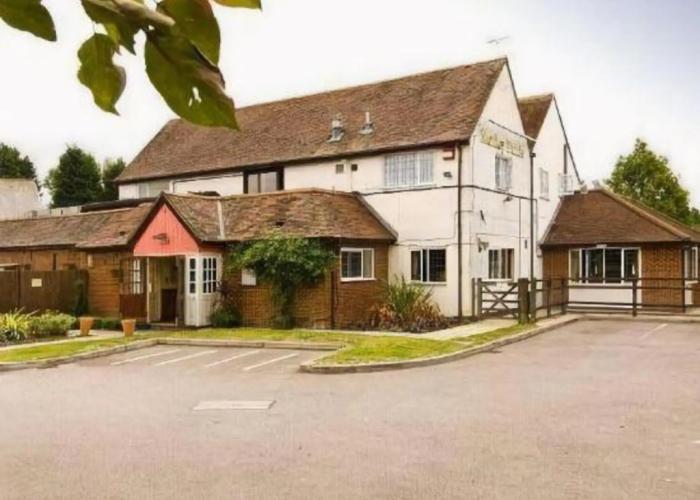 Premier Inn Farnborough West - Southwood