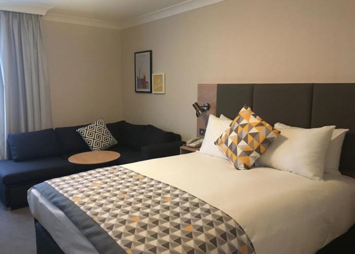 Holiday Inn Farnborough by IHG