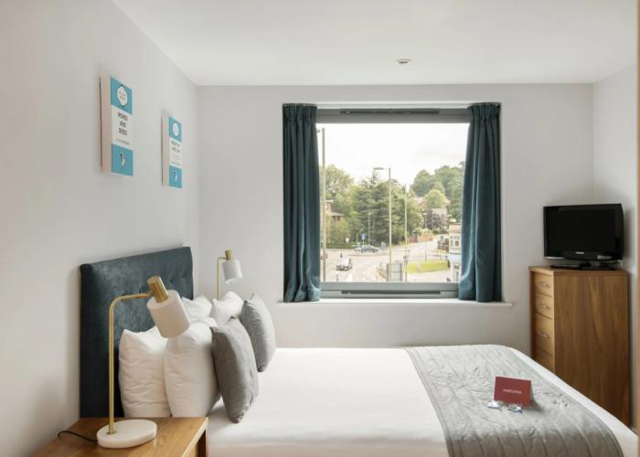 HQ Aparthotel Farnborough