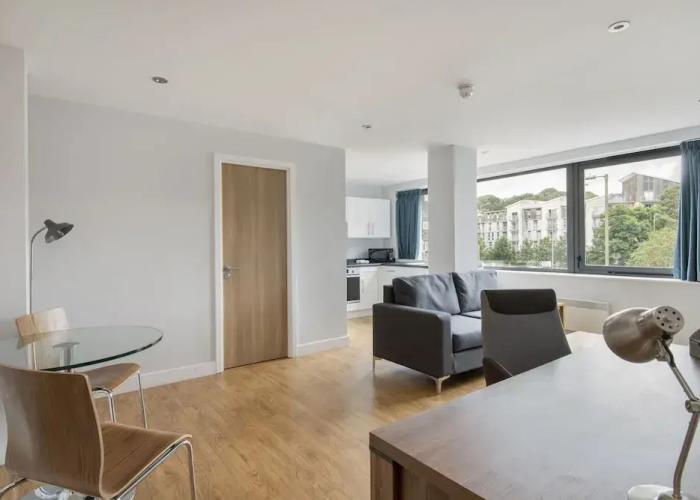 HQ Aparthotel Farnborough