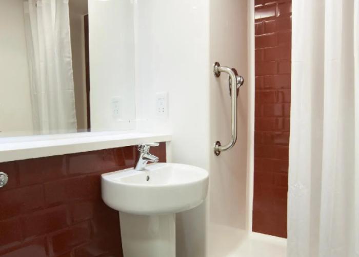 Travelodge Farnborough Central