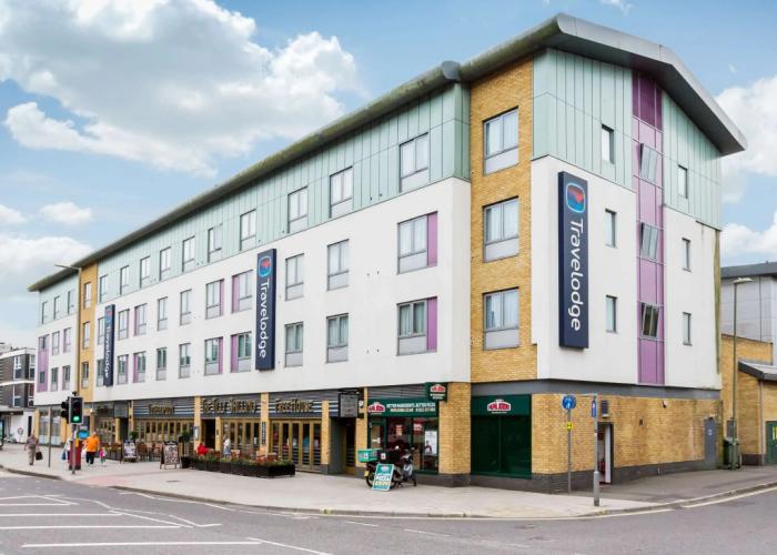 Travelodge Farnborough Central