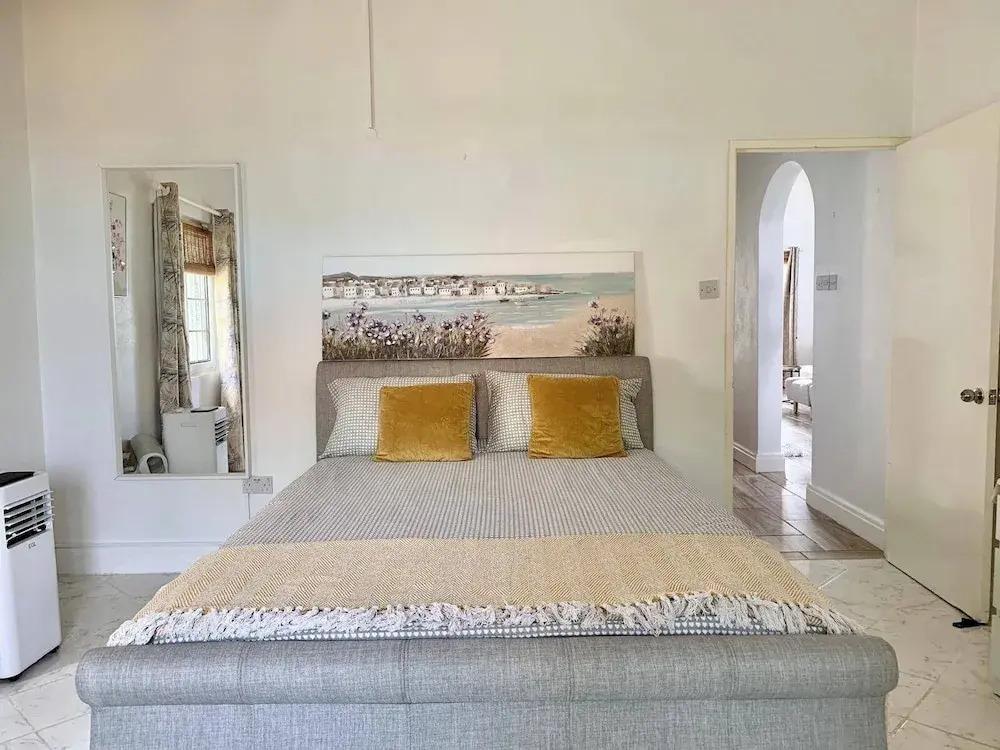 Stunning 3 bed Villa, Balcony and sea View