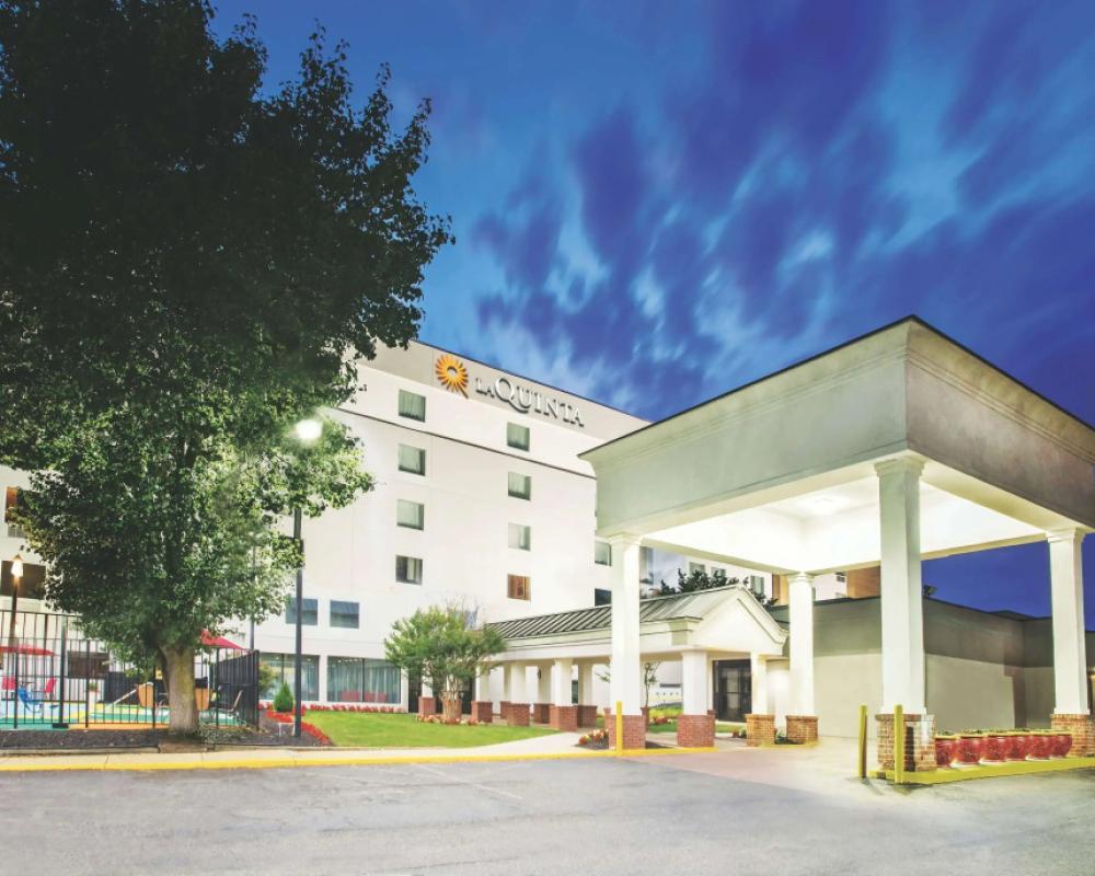 La Quinta Inn & Suites by Wyndham DC Metro Capital Beltway