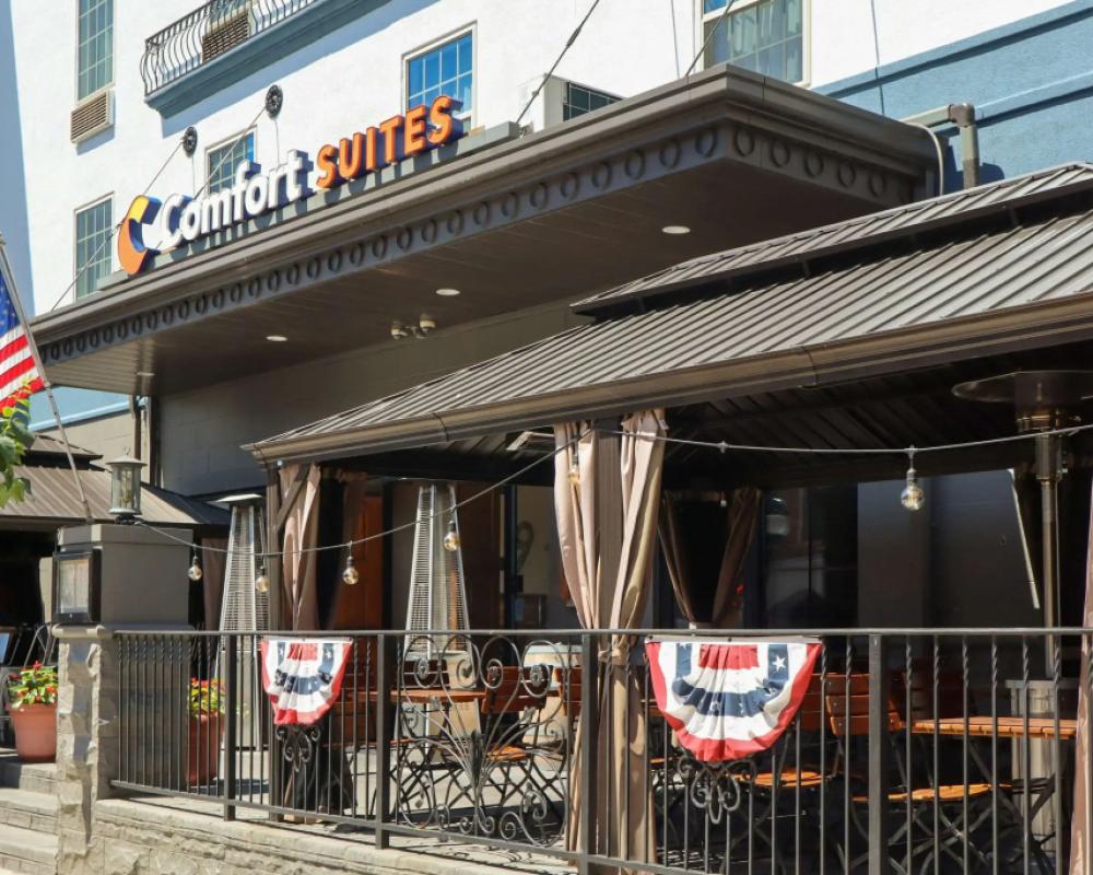 Comfort Suites Downtown Carlisle