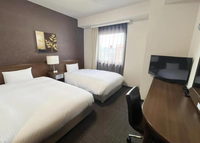 Hotel Route-Inn Fukui Ekimae