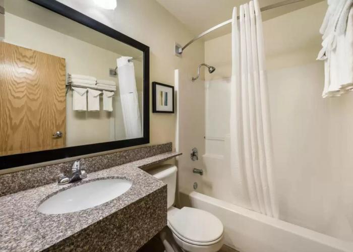 Quality Inn & Suites near NAS Fallon