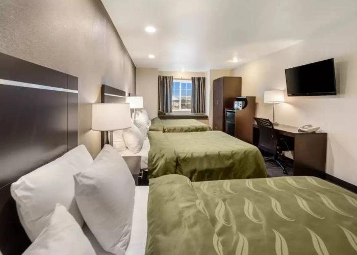 Quality Inn & Suites near NAS Fallon