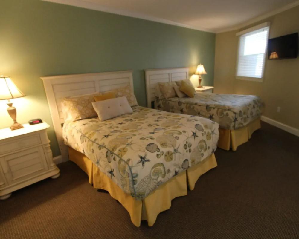 InnSeason Resorts HarborWalk