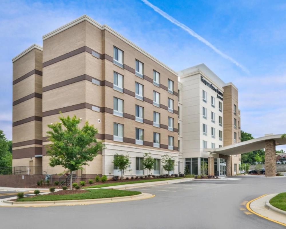 Fairfield Inn & Suites by Marriott Raleigh Cary