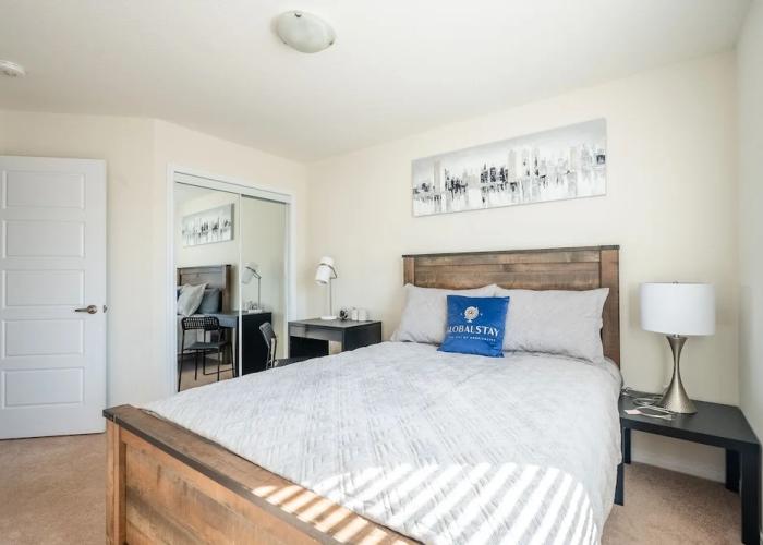 New 3BR Townhouse, Minutes to Niagara Falls and Brock University by GLOBALSTAY