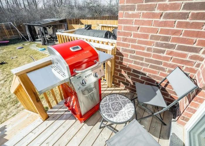 New 3BR Townhouse Minutes to Niagara Falls and Brock University by Globalstay Apartments