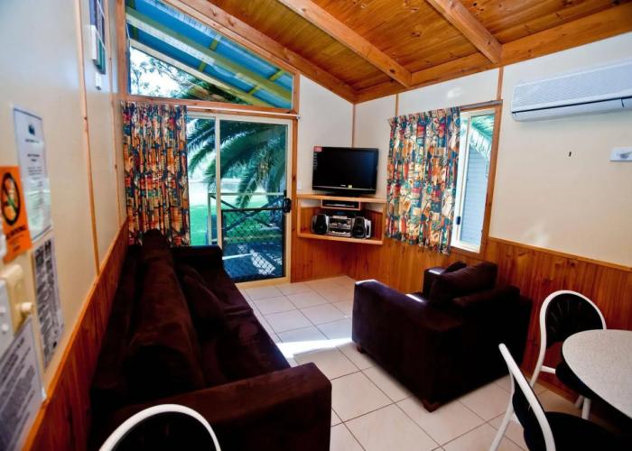 Lani's Holiday Island - Caravan Park