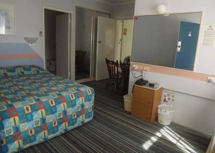 Golden Sands Motor Inn Forster