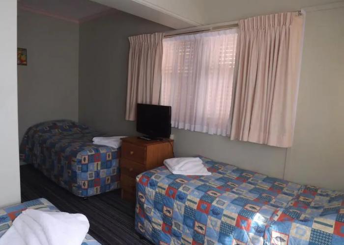 Golden Sands Motor Inn Forster
