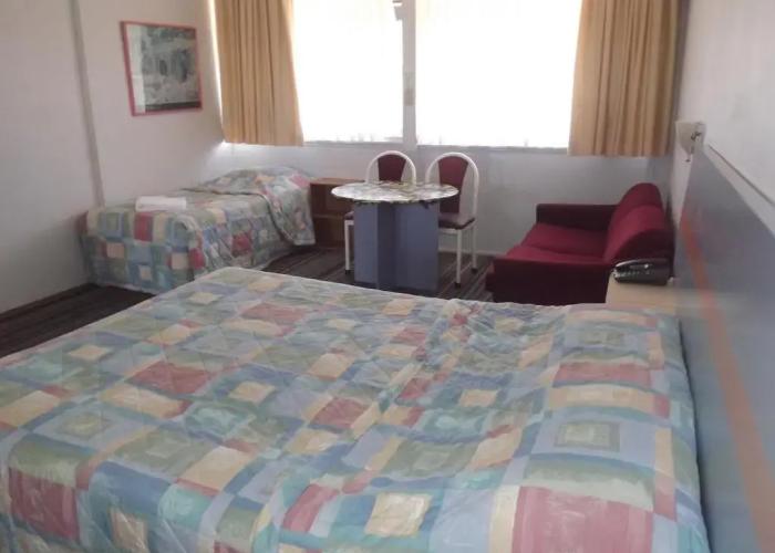 Golden Sands Motor Inn Forster