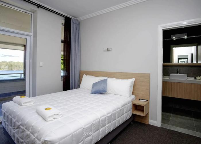 Lakes and Ocean Hotel Forster