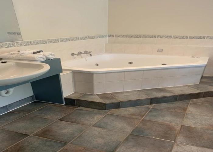 Arthur Phillip Motor Inn