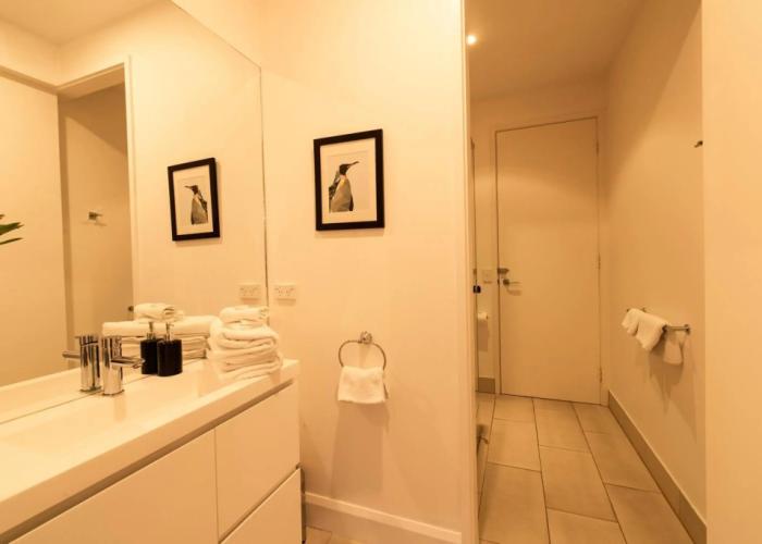 Hilltop Apartments Phillip Island - Adults Only
