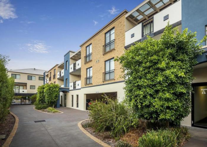 Oceanic Apartments
