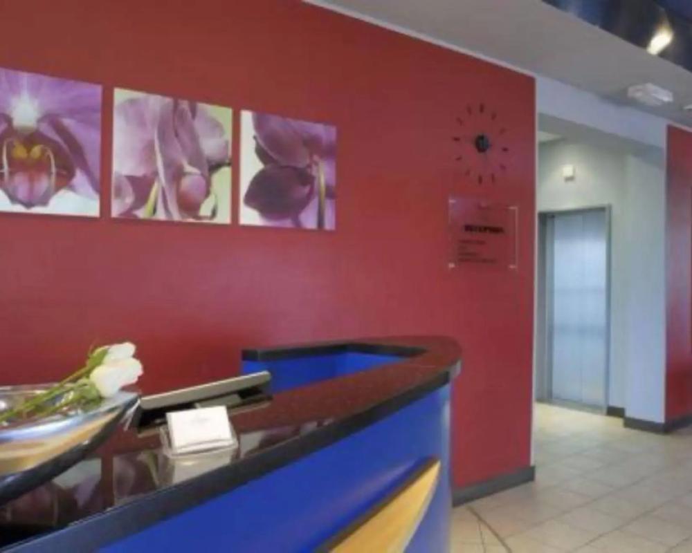 фото Hotel Executive
