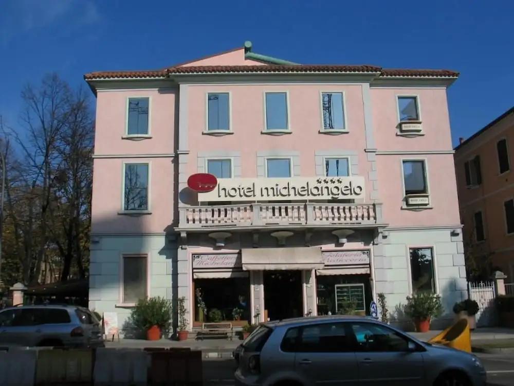 фото Michelangelo Hotel