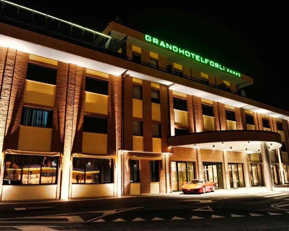 фото Grand Hotel Forlì