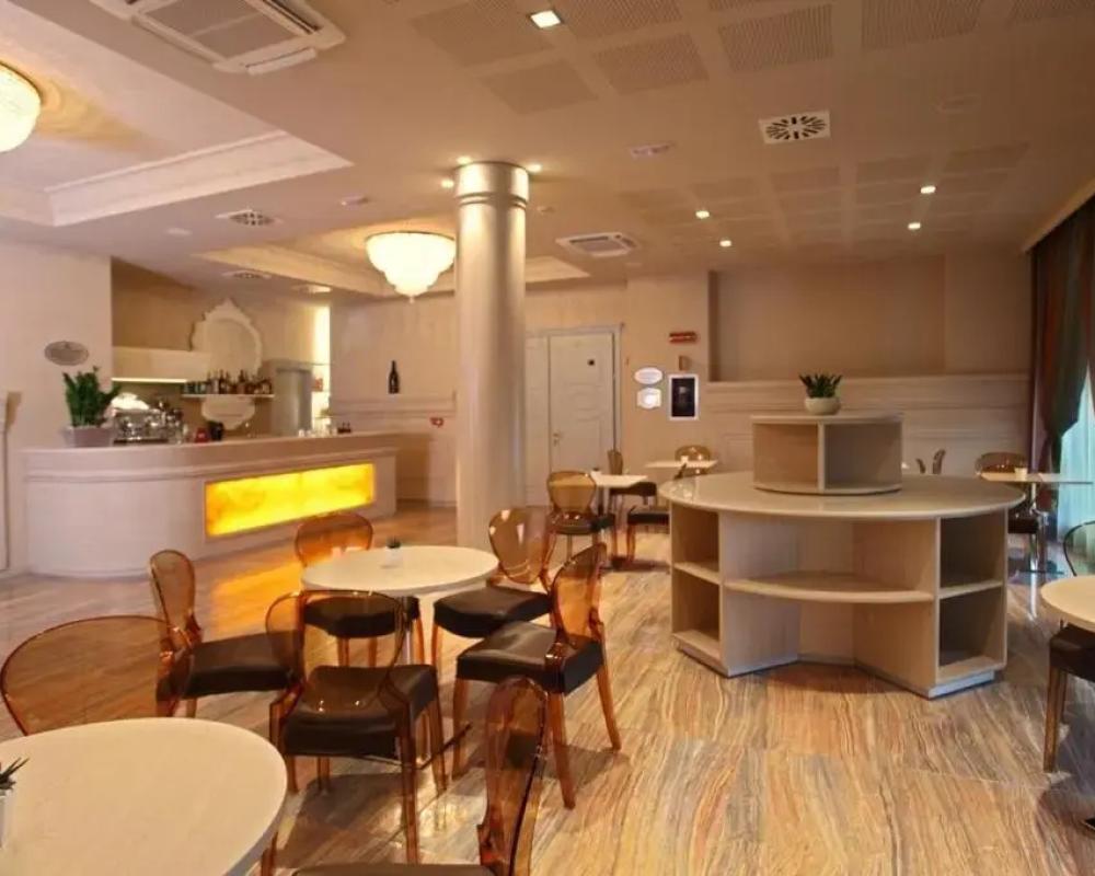 фото Grand Hotel Forlì