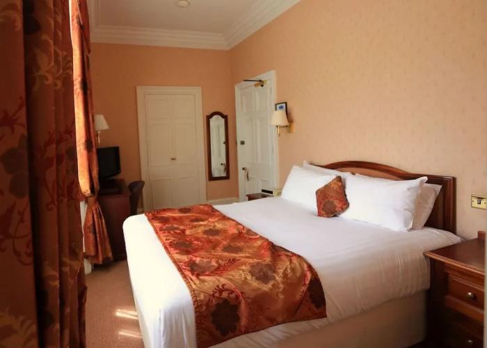 Ramnee Hotel