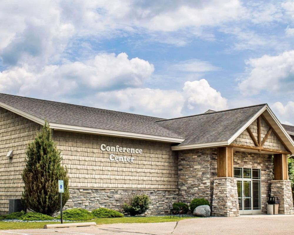 Rodeway Inn and Suites Tomahawk