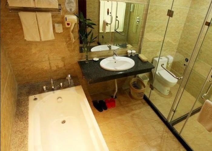 GreenTree Inn Anhui Fuyang Funan East Huaihe Road Express Hotel