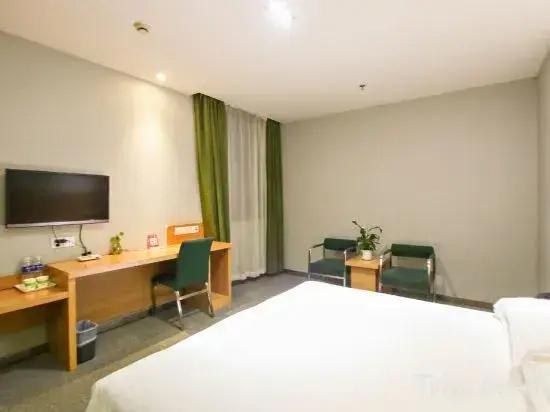 Motel 168 (Fuyang Funan Dicheng North Road)