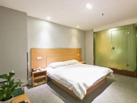Motel 168 (Fuyang Funan Dicheng North Road)