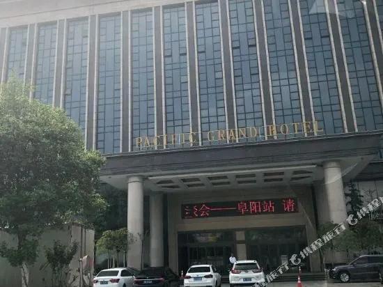 Grand Pacific Hotel