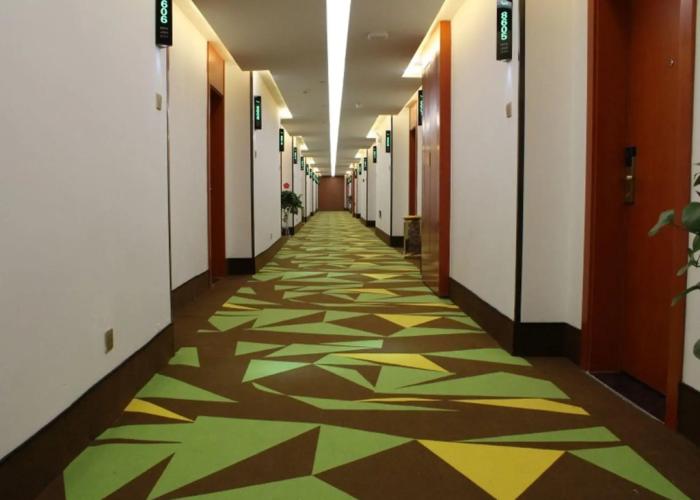 Vatica Hotel Fuyang Linquan Tenghui International City Branch
