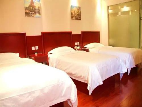 GreenTree Inn Fuyang Development Zone Weisan Road Express Hotel