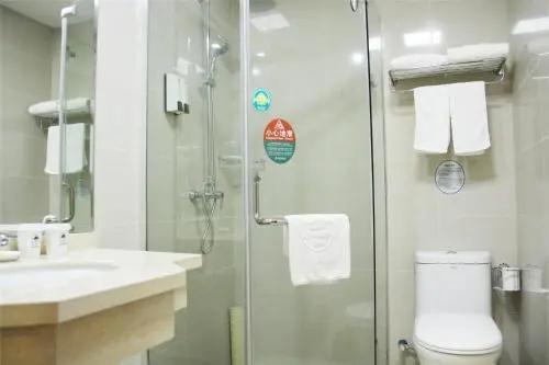 GreenTree Inn Fuyang Development Zone Weisan Road Express Hotel