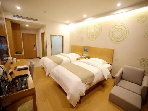 GreenTree Inn Fuyang Development Zone Weisan Road Express Hotel