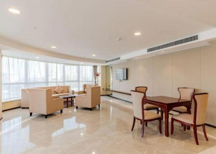 Huayuan International Hotel