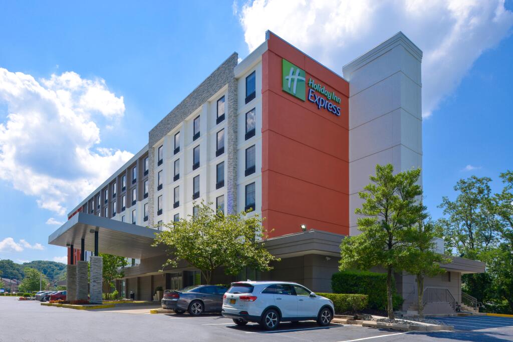 Holiday Inn Express Towson - Baltimore North by IHG