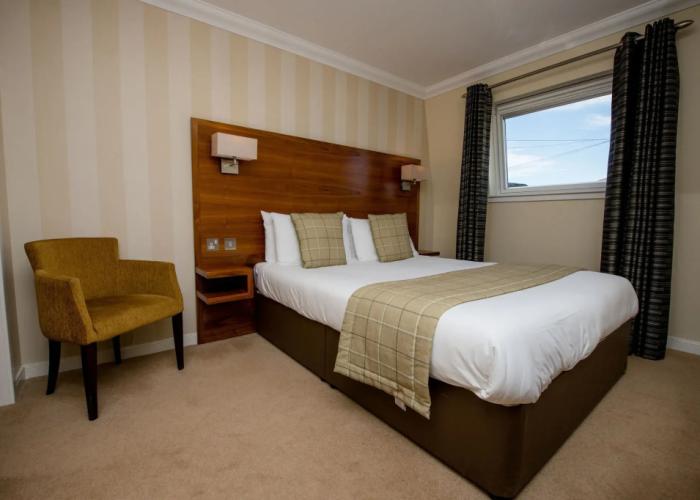 Nevis Bank Inn