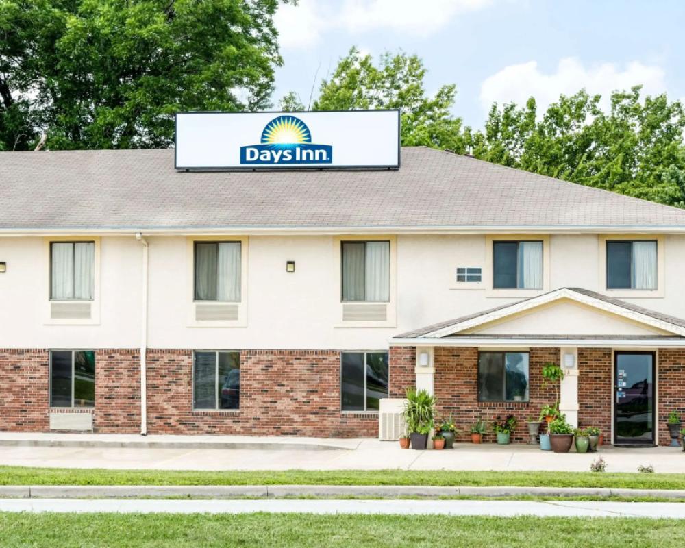 Days Inn by Wyndham Warrensburg