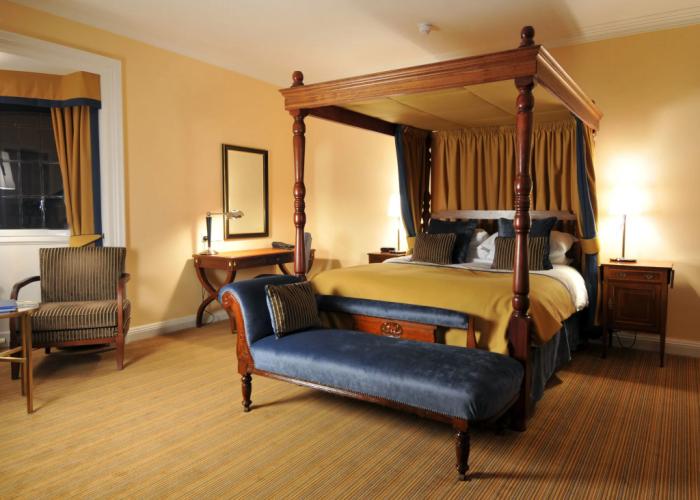 Royal Marine Hotel