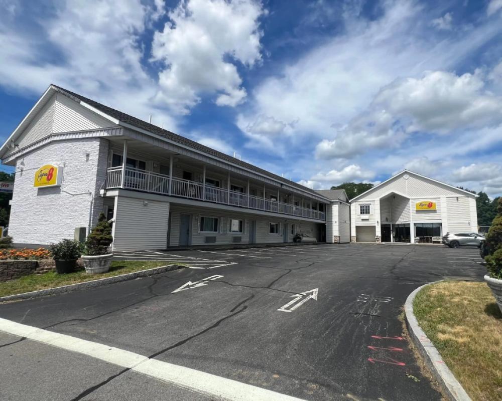 Super 8 by Wyndham Albany