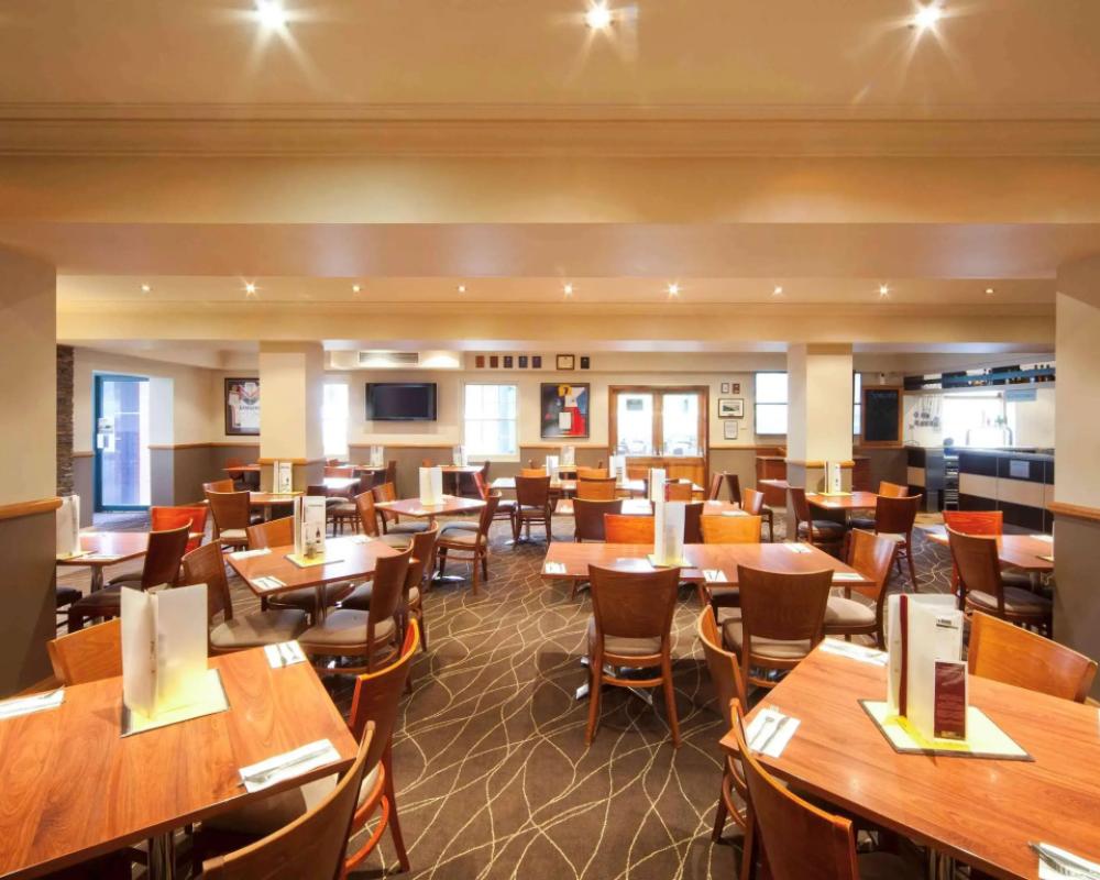 фото Mercure Canberra