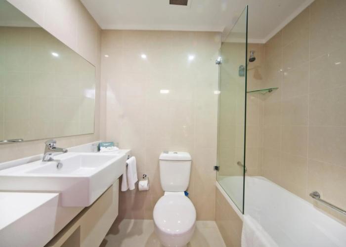 Mercure Canberra