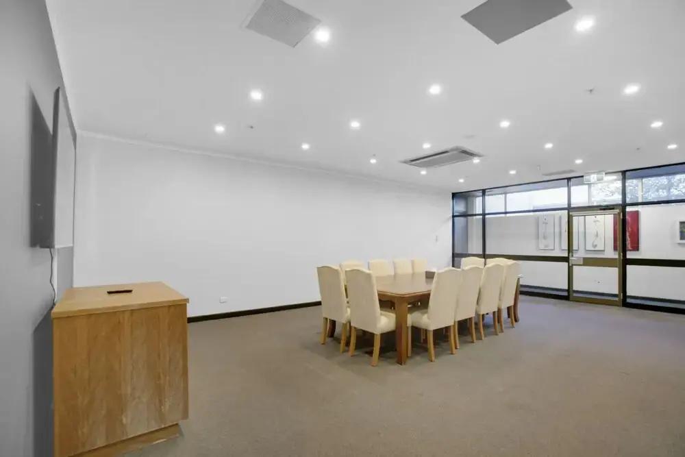 фото Canberra Accommodation Centre