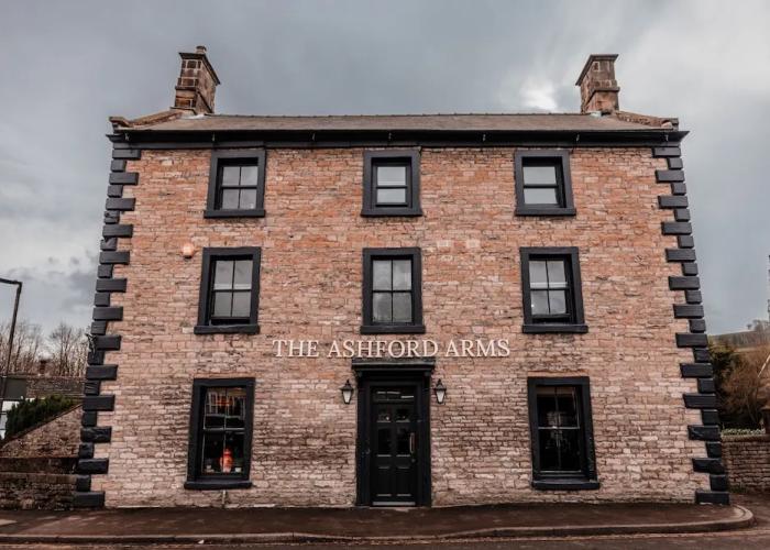 The Ashford Arms