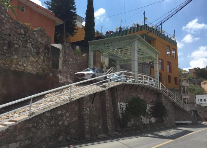 Hotel 1988 Guanajuato