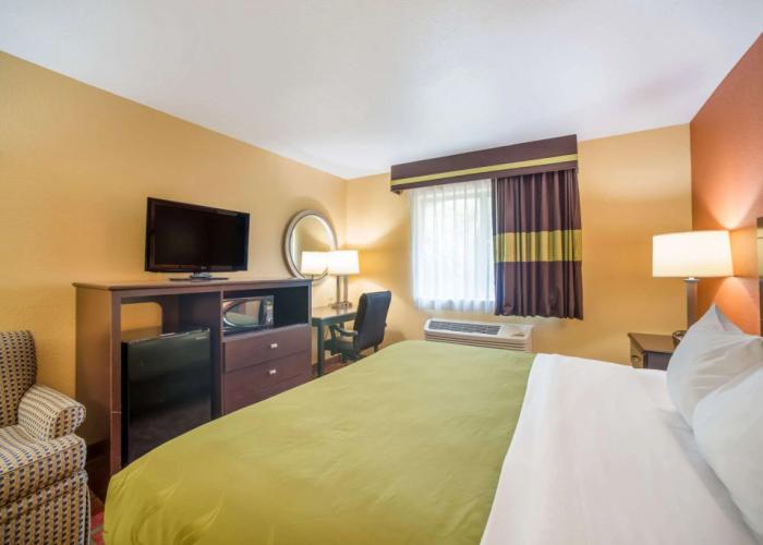 Quality Inn O'Fallon IL - St. Louis